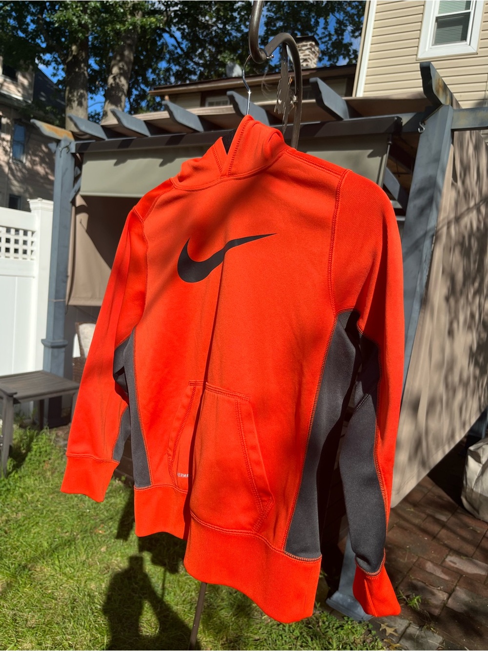 Nike kids medium  Orange Hooded Performance sweater dri fit